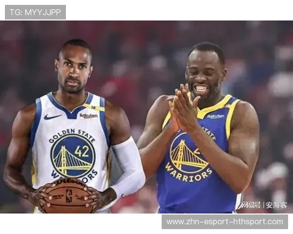 勇士内线回春!霍福德三分4中4护框两端起飞